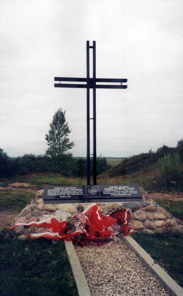 Ustje: Polnisches Denkmal