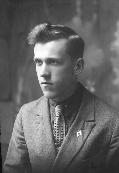 Schefer, W. W.