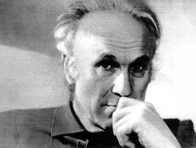 Distergeft, M. W.